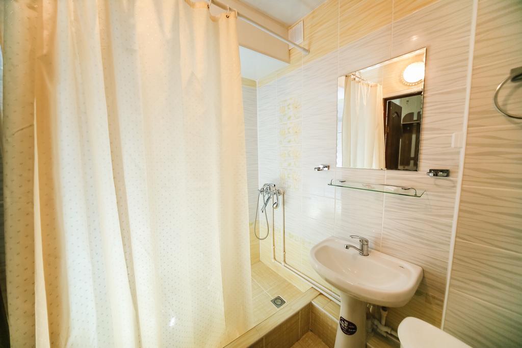 Sary Arka Hotel Pavlodar Luaran gambar